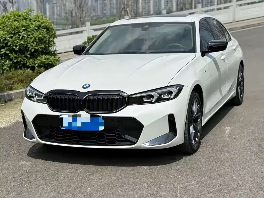 BMW 3 Series 2025 из CN, фото 1