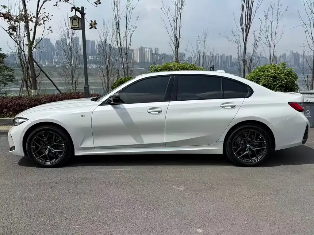 BMW 3 Series 2025 из CN, фото 7