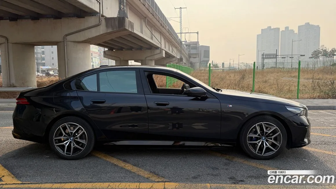 BMW i5 2024 из KR, фото 6