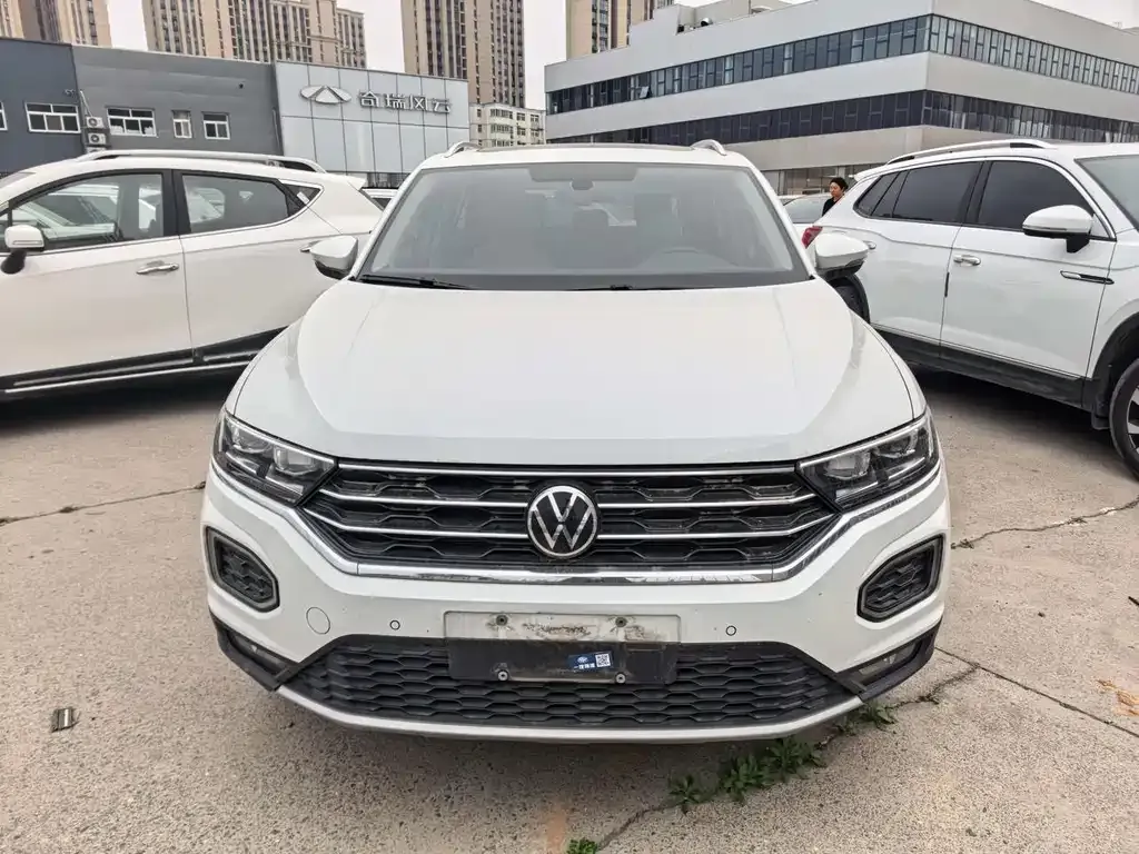 Volkswagen T-Roc — фото 4