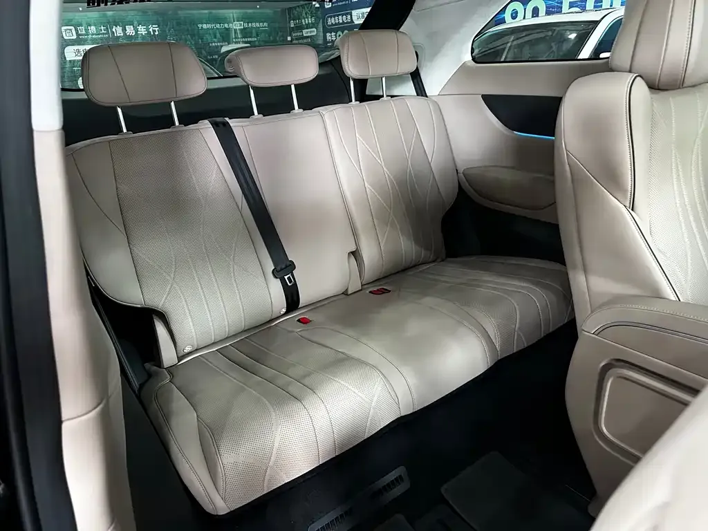 XPeng X9 2025 из CN, фото 7