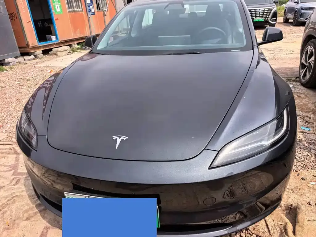 Tesla Model 3 — фото 6