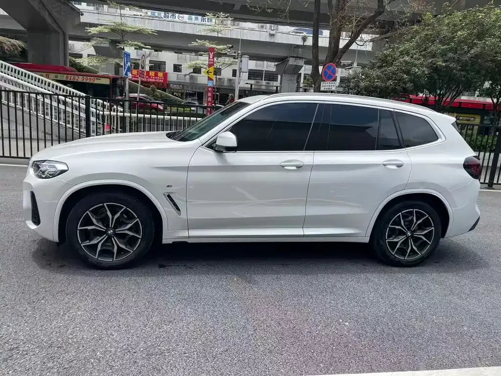 BMW X3 — фото 10