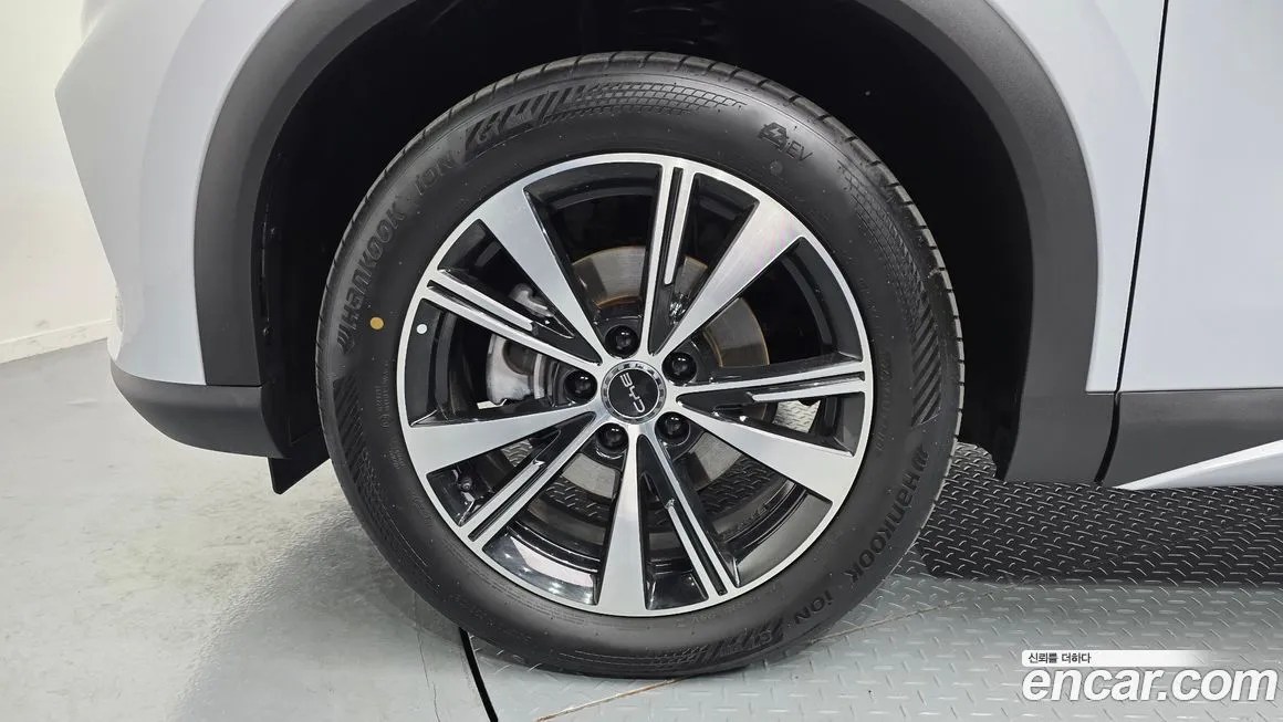 BYD Atto 3 — фото 10