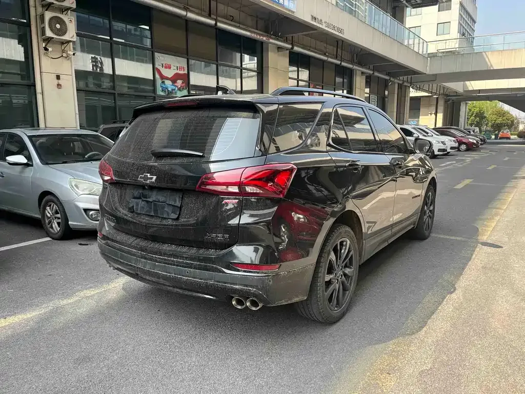 Chevrolet Equinox — фото 10