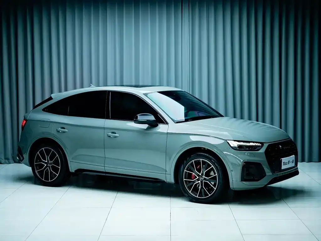 Audi SQ5 Sportback 2023 из CN, фото 2