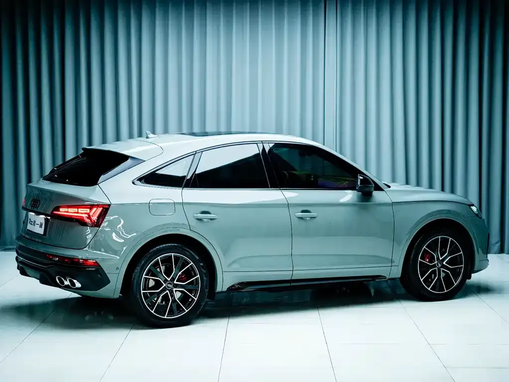 Audi SQ5 Sportback 2023 из CN, фото 7