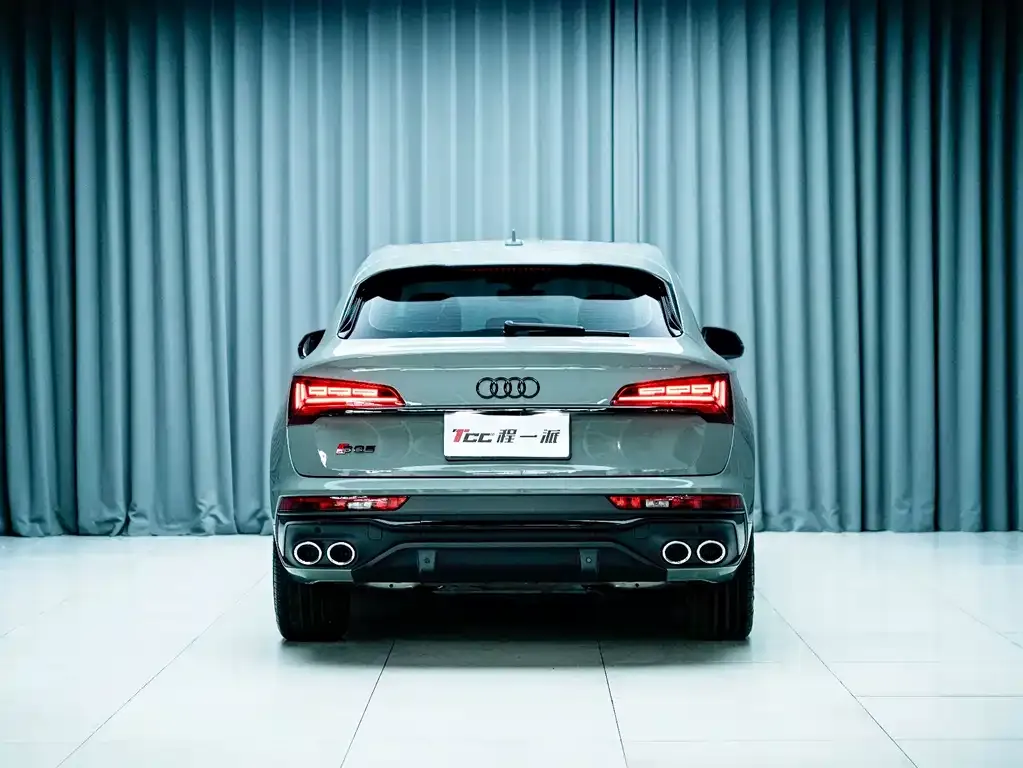 Audi SQ5 Sportback 2023 из CN, фото 3