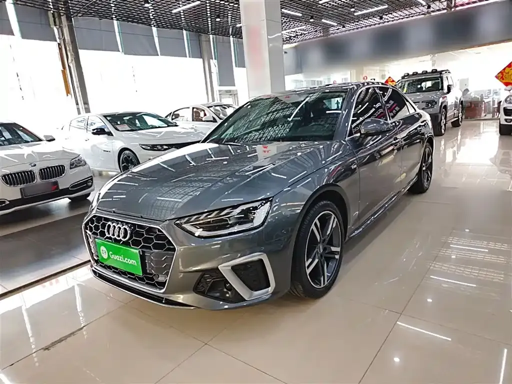 Audi A4L 2021 из CN, фото 9