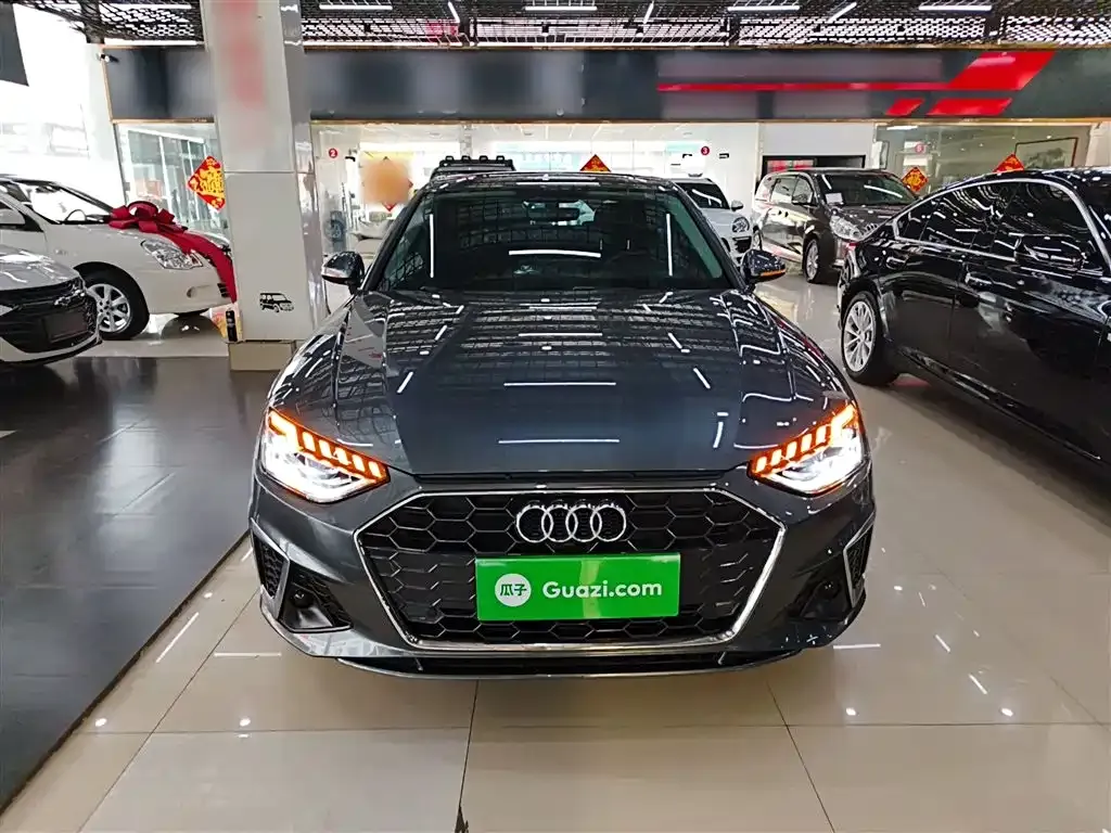 Audi A4L 2021 из CN, фото 4