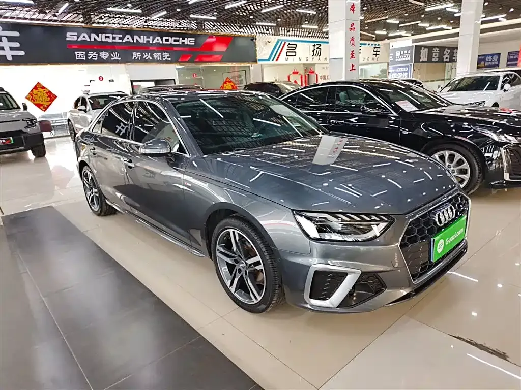 Audi A4L 2021 из CN, фото 7