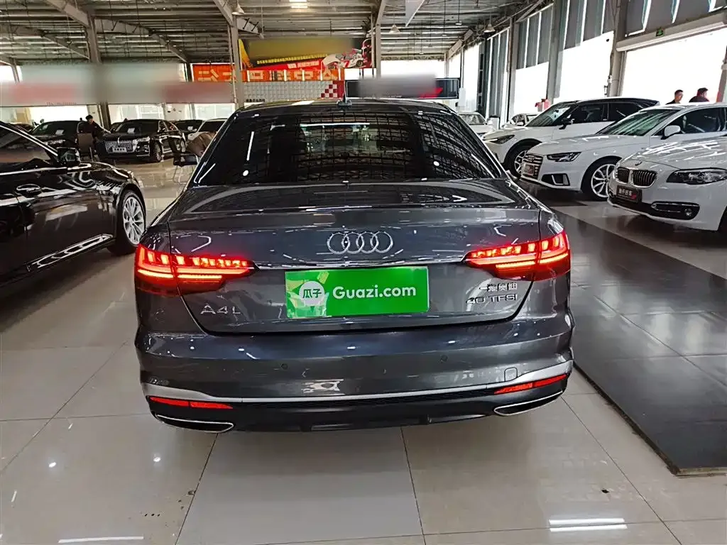 Audi A4L 2021 из CN, фото 8