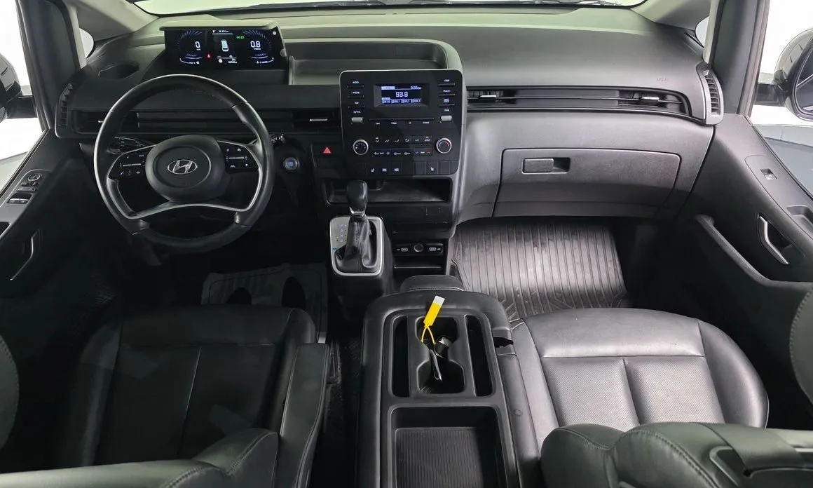 Hyundai Staria — фото 3