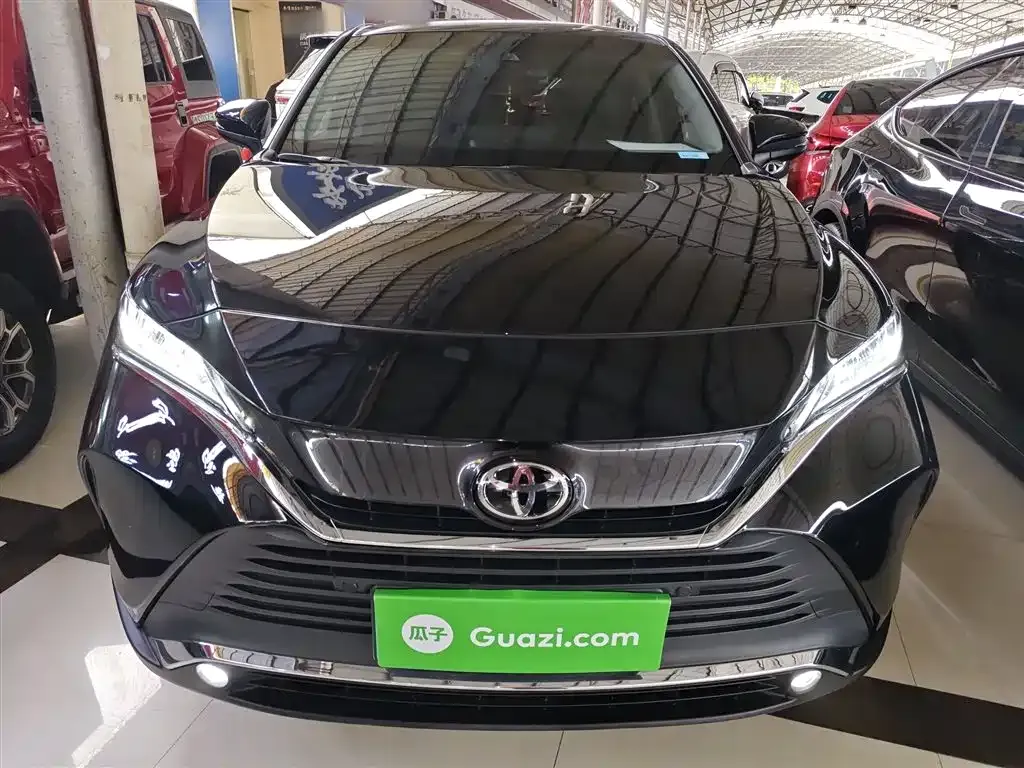 Toyota Harrier — фото 10