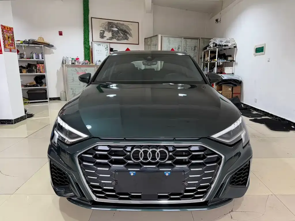 Audi A3 2023 из CN, фото 3