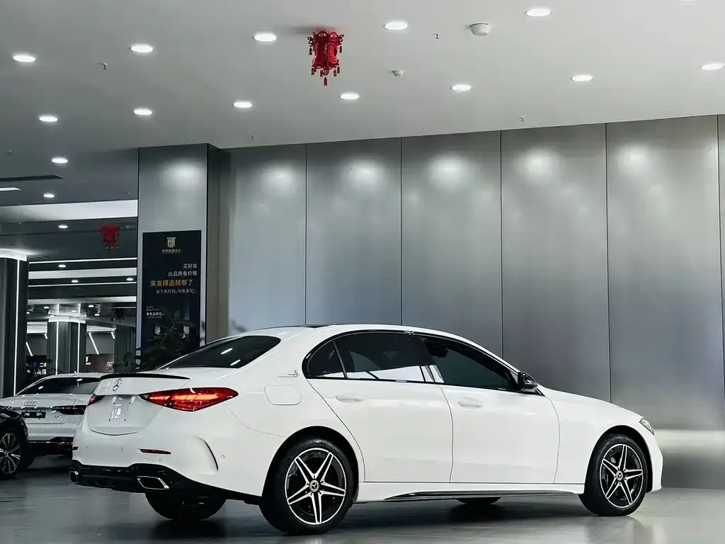Mercedes-Benz C-Class — фото 10