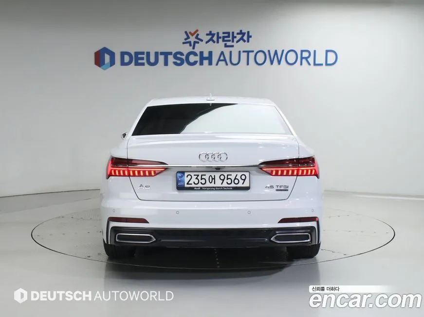 Audi A6 — фото 1