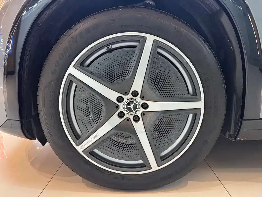 Mercedes-Benz EQS SUV 2023 из CN, фото 2