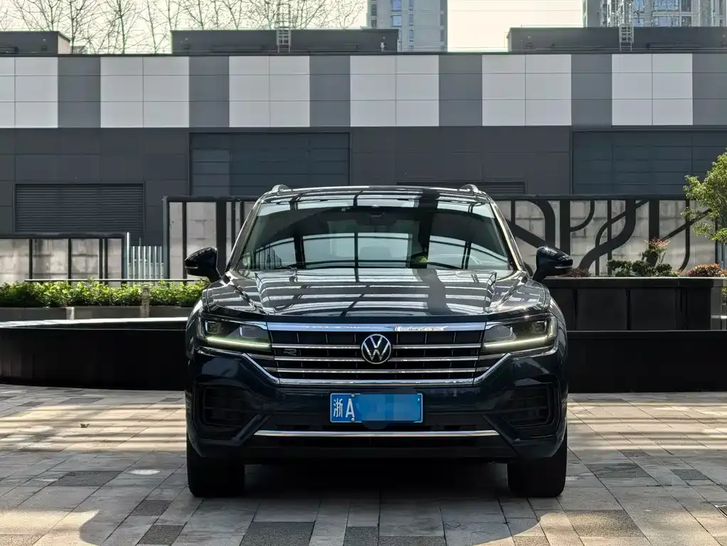 Volkswagen Touareg 2023 из CN, фото 5