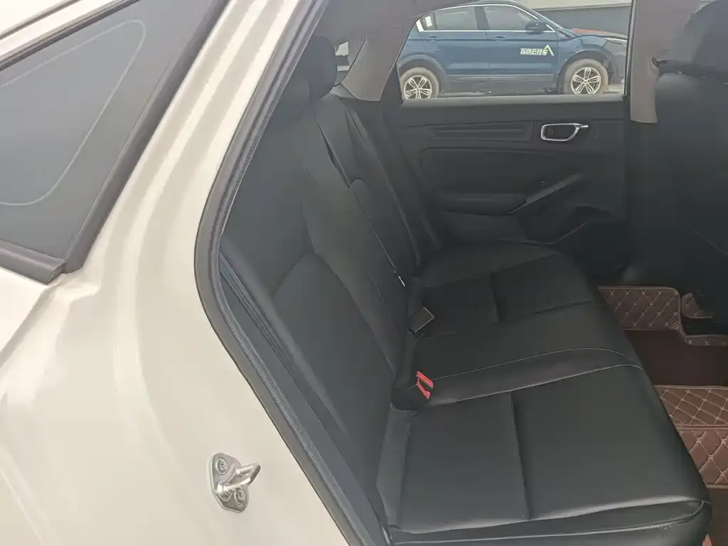 Honda Civic — фото 2