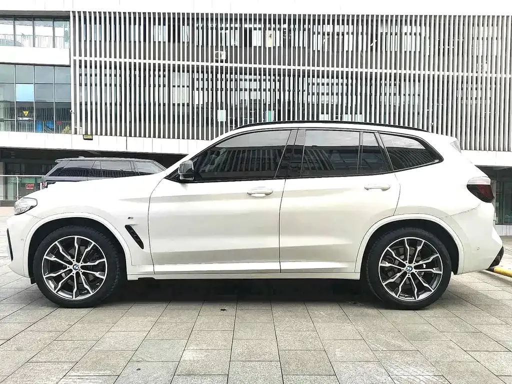 BMW X3 — фото 9
