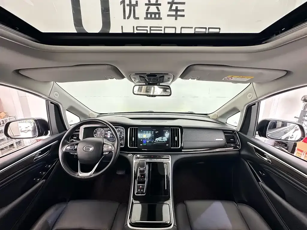 GAC Motor Trumpchi M8 — фото 9