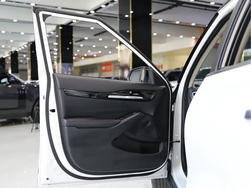 Kia KX3 2023 из CN, фото 4