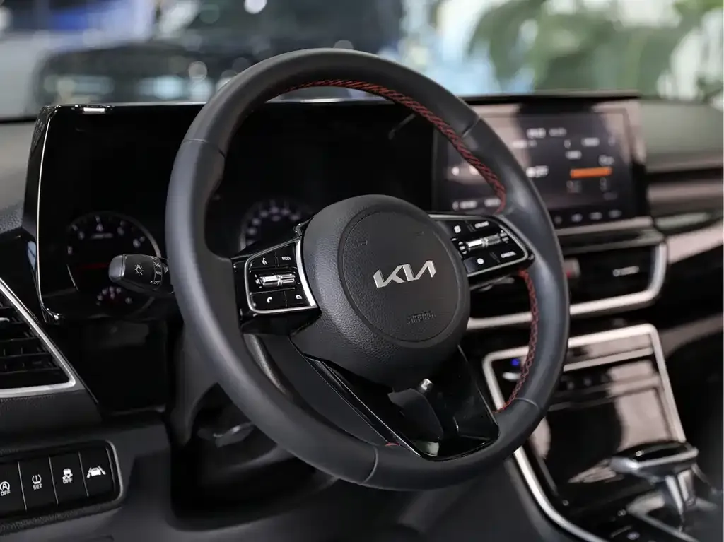 Kia KX3 2023 из CN, фото 10