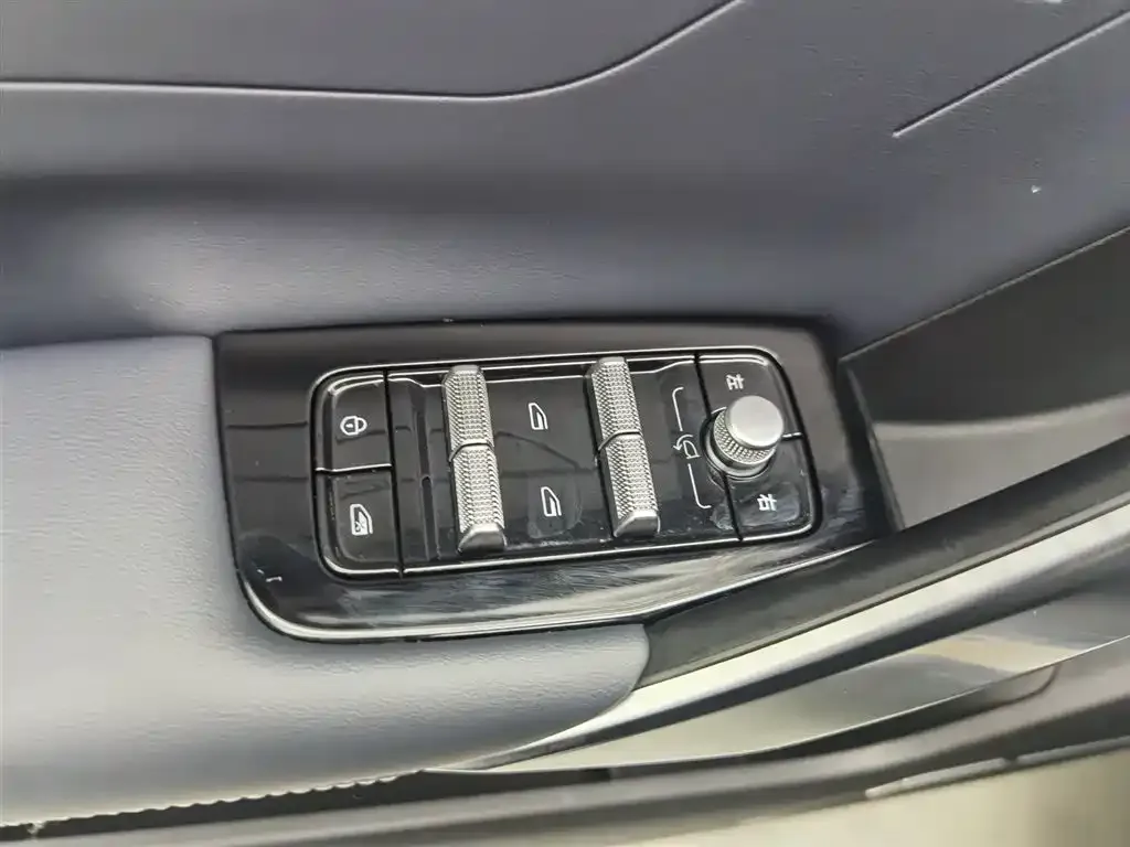 Geely Boyue L 2024 из CN, фото 5