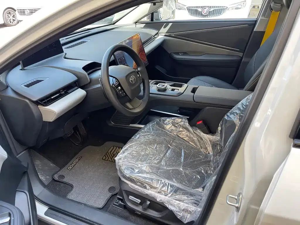 Toyota bZ5 2026 из CN, фото 4