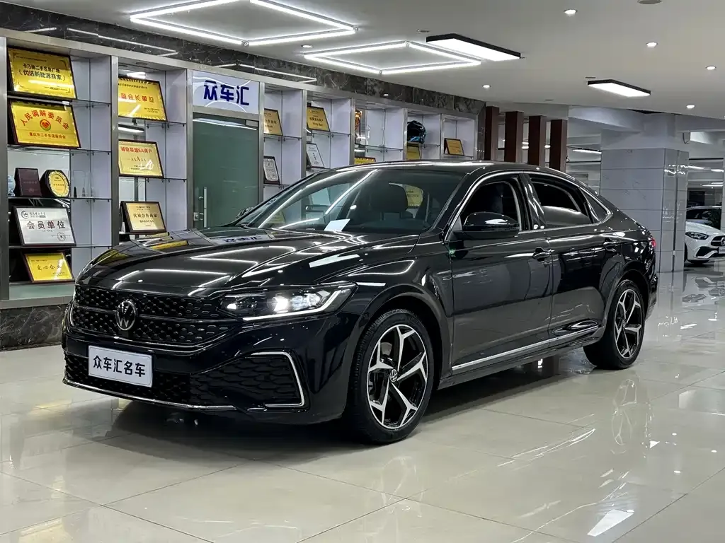 Volkswagen Passat 2024 из CN, фото 1