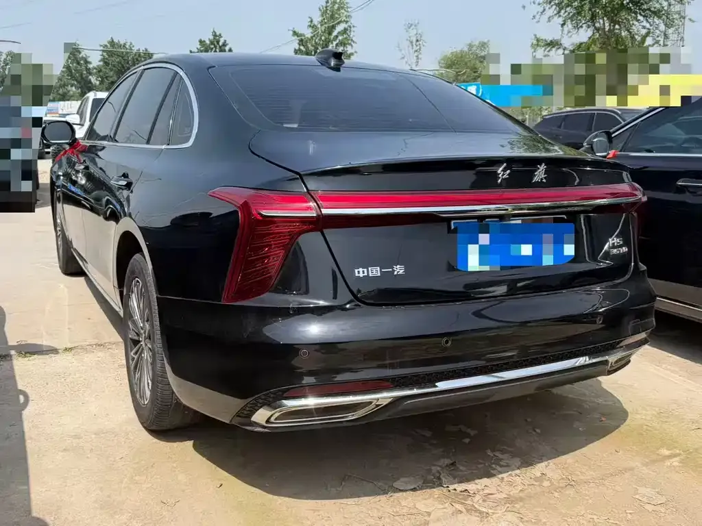 Hongqi H5 — фото 4