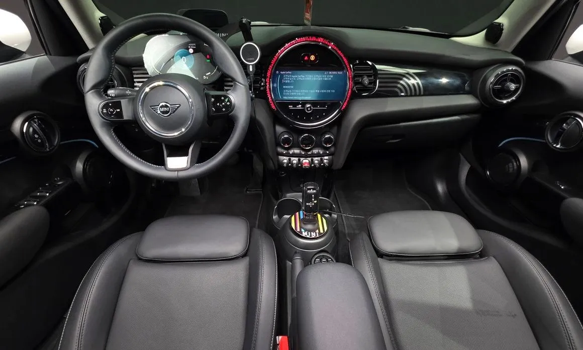 Mini Cooper 2023 из KR, фото 9