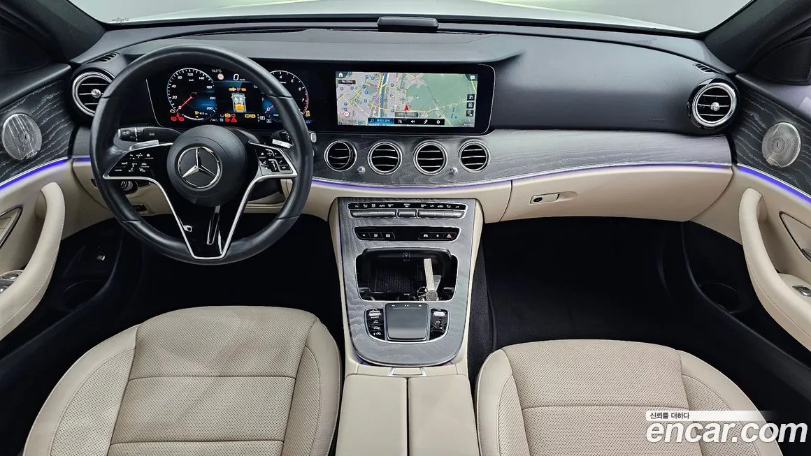 Mercedes-Benz E-Class — фото 10