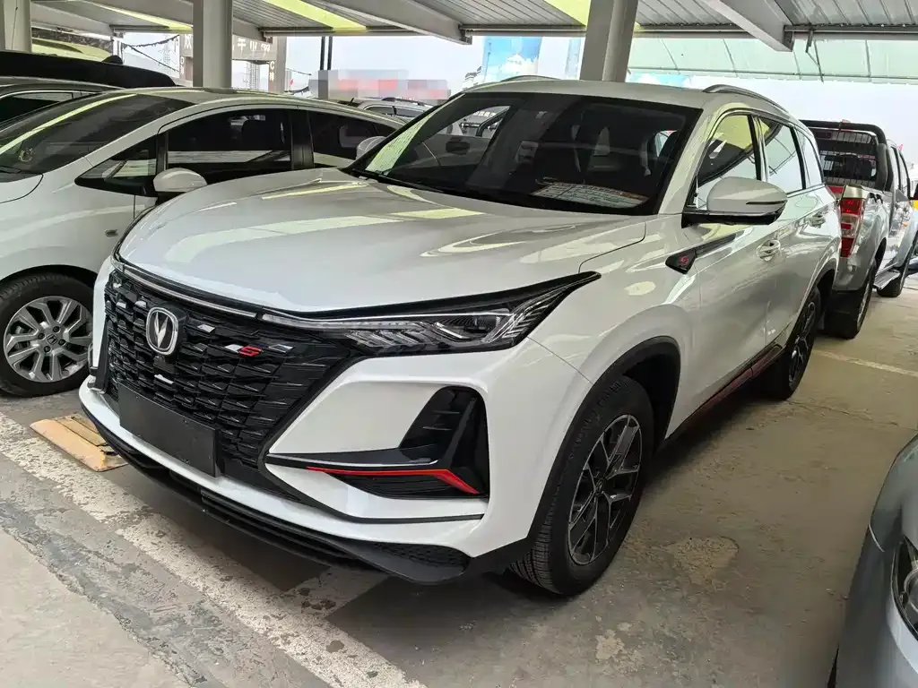 Changan CS75PLUS — фото 1