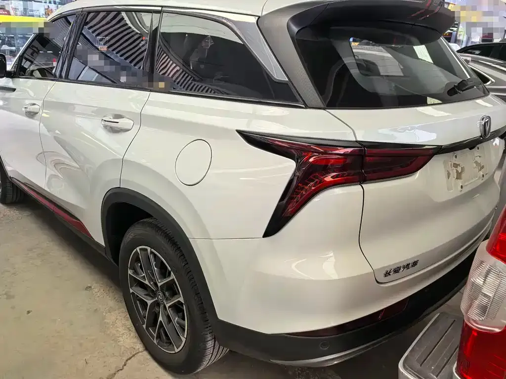 Changan CS75PLUS — фото 9