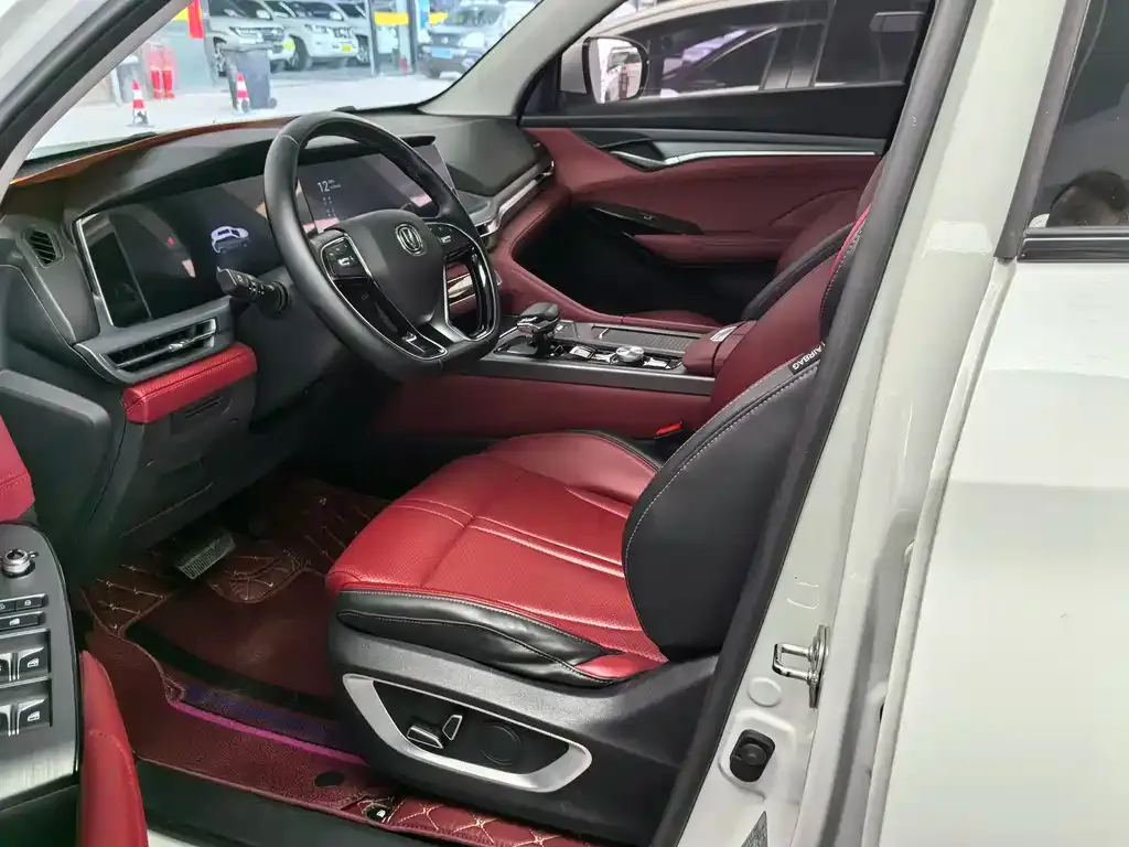 Changan CS75PLUS — фото 7