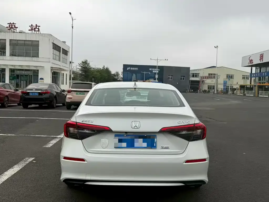 Honda Civic 2022 из CN, фото 4