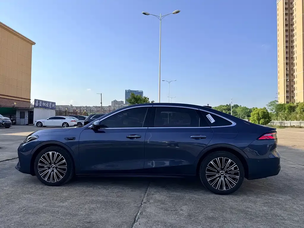 Geely Galaxy A7 — фото 7