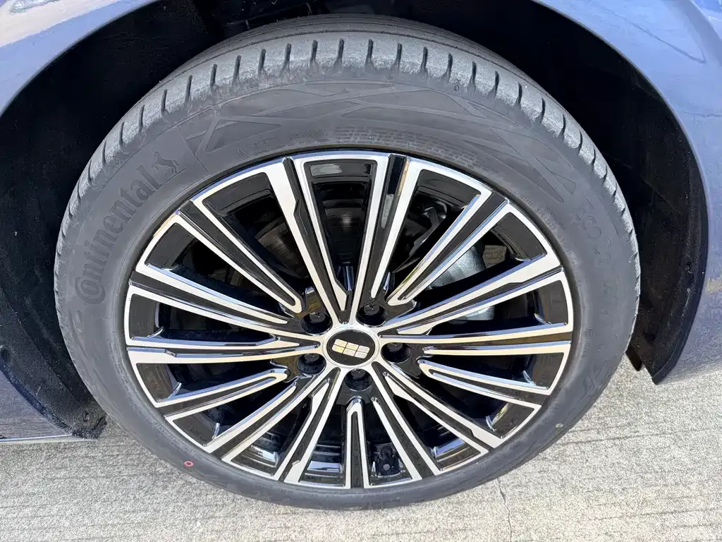 Geely Galaxy A7 — фото 9