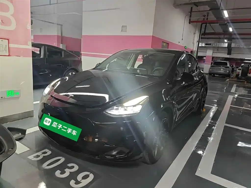 Tesla Model Y — фото 3