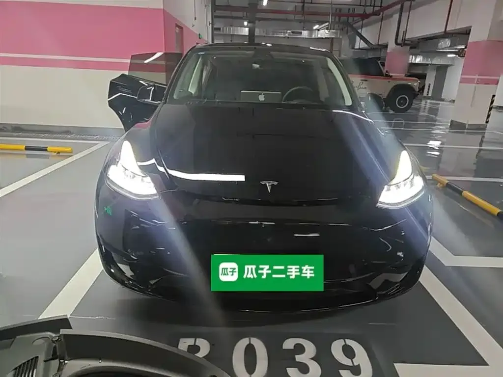Tesla Model Y — фото 6