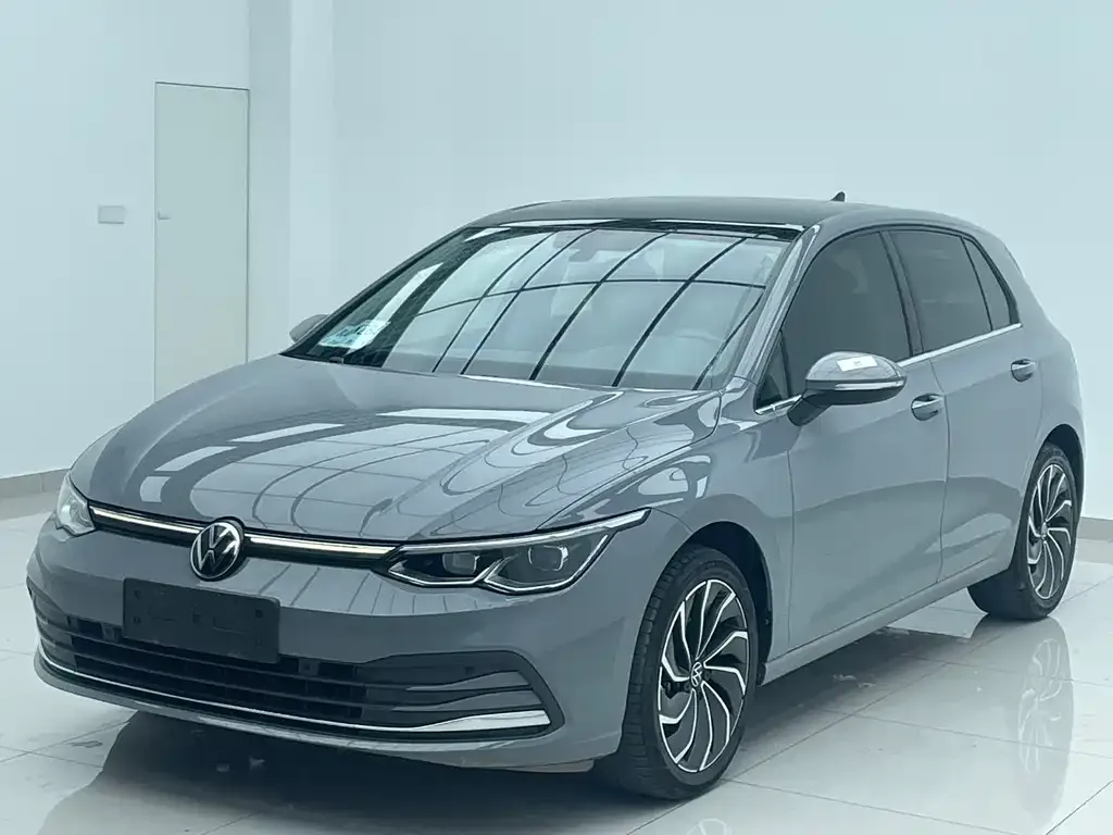 Volkswagen Golf 2022 из CN, фото 1