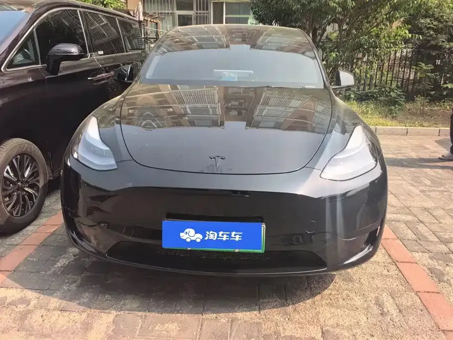 Tesla Model Y — фото 9