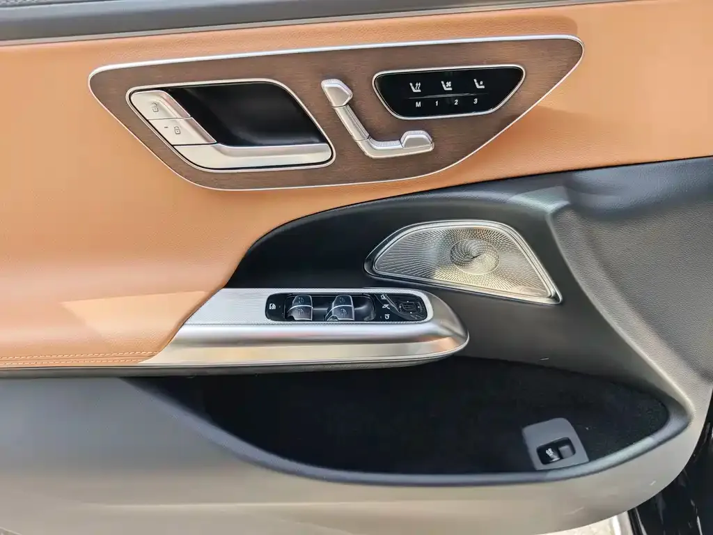 Mercedes-Benz E-Class 2026 из CN, фото 2