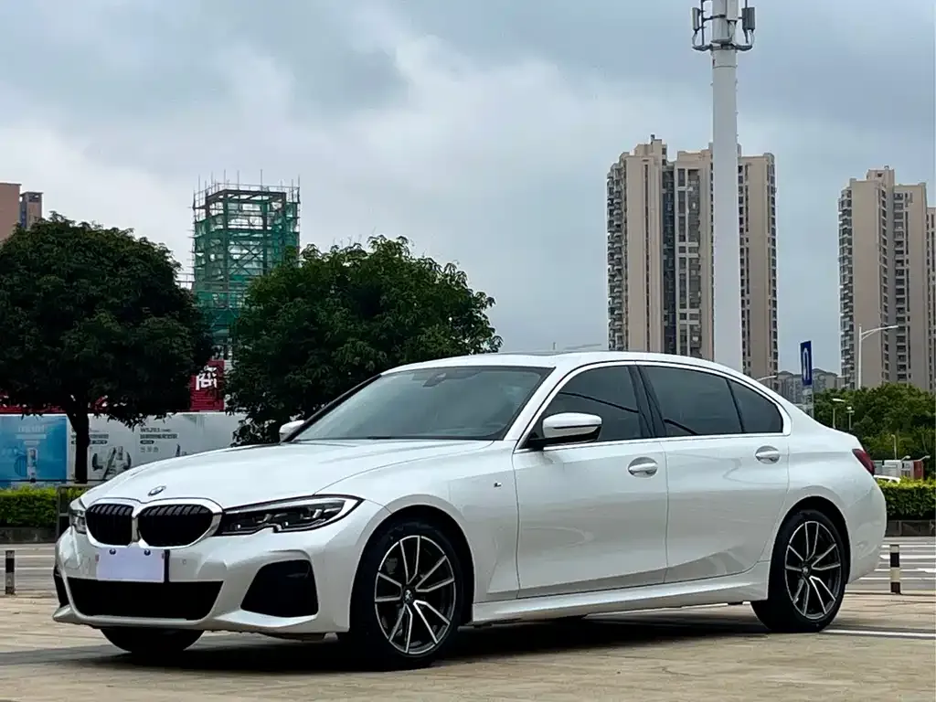 BMW 3 Series — фото 1