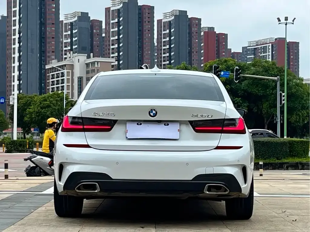BMW 3 Series — фото 10