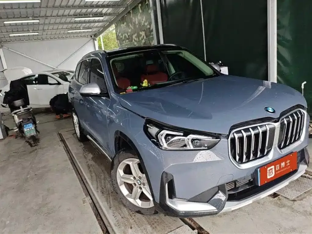 BMW X1 — фото 9