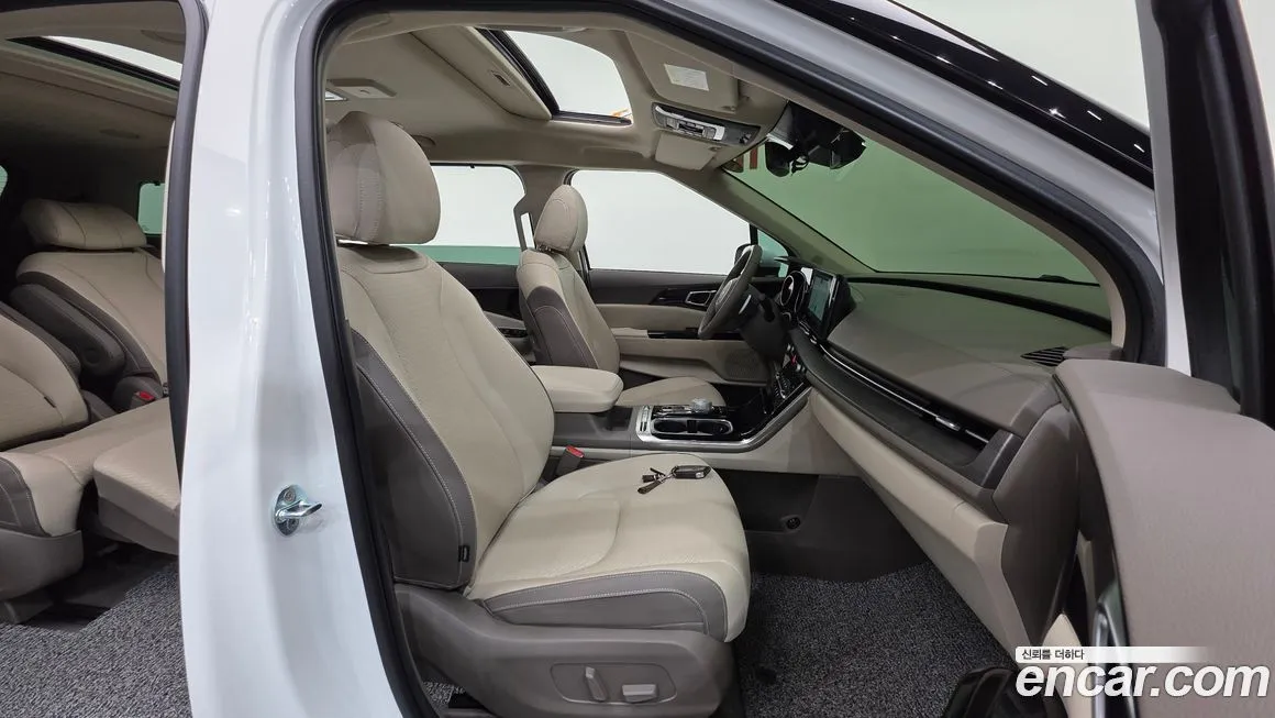 Kia Carnival 2023 из KR, фото 10