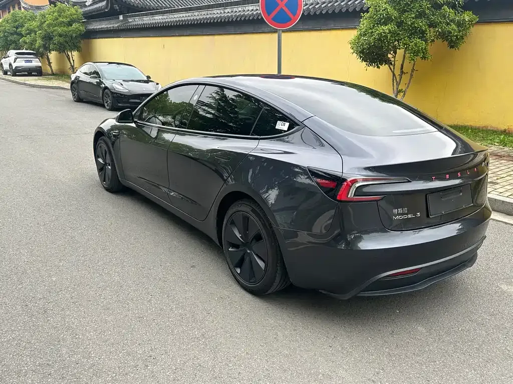 Tesla Model 3 2024 из CN, фото 6